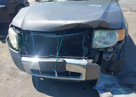 2009 Ford Escape Limited z USA, uszkodzony, nr VIN 1FMCU94749KA48868